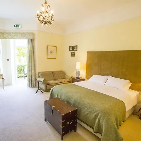 Πανσιόν Emlagh House 5*