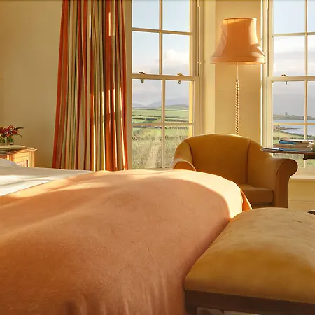 Πανσιόν Emlagh House