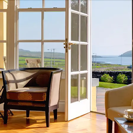 Emlagh House Ντίνγκλε