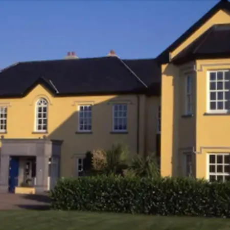Emlagh House 5*