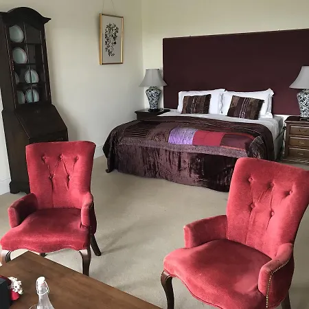 Konukevi Emlagh House 5*