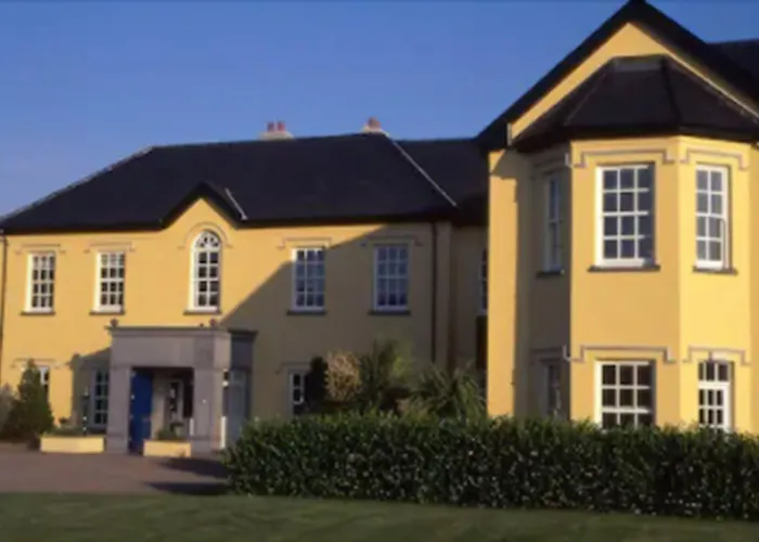 Emlagh House 5*