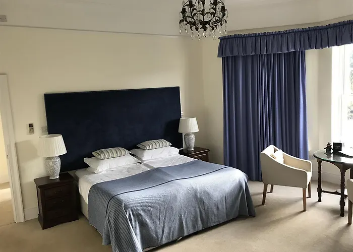 Emlagh House Konukevi